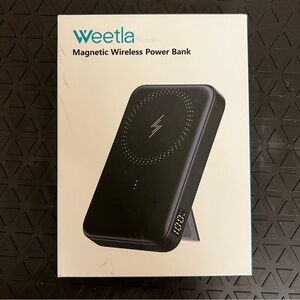 Weetla Magnetic Wireless Power Bank - Black